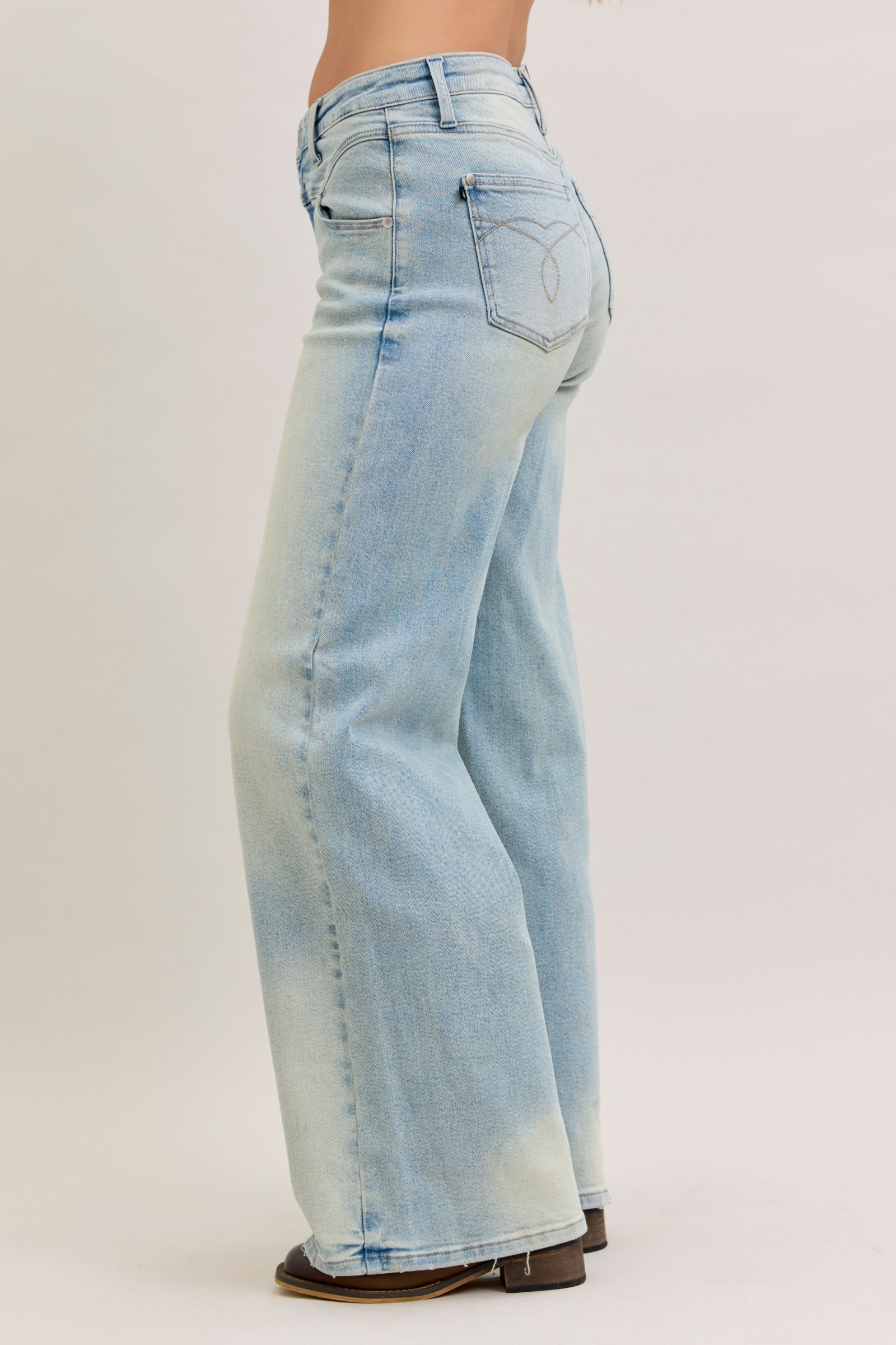Women's Medium Wash High Waist Straight Leg Jeans
