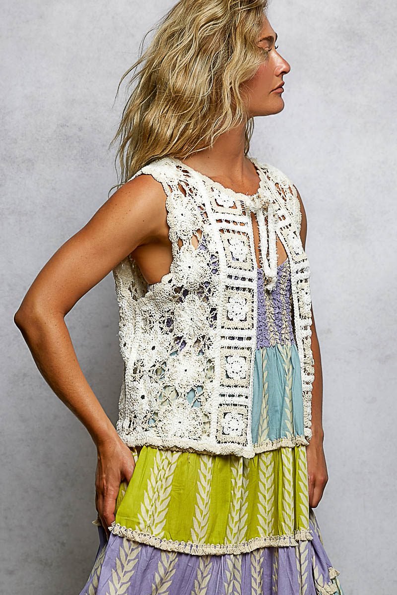 Tie Front Floral Pattern Crochet Vest with Scalloped Edge - Natural