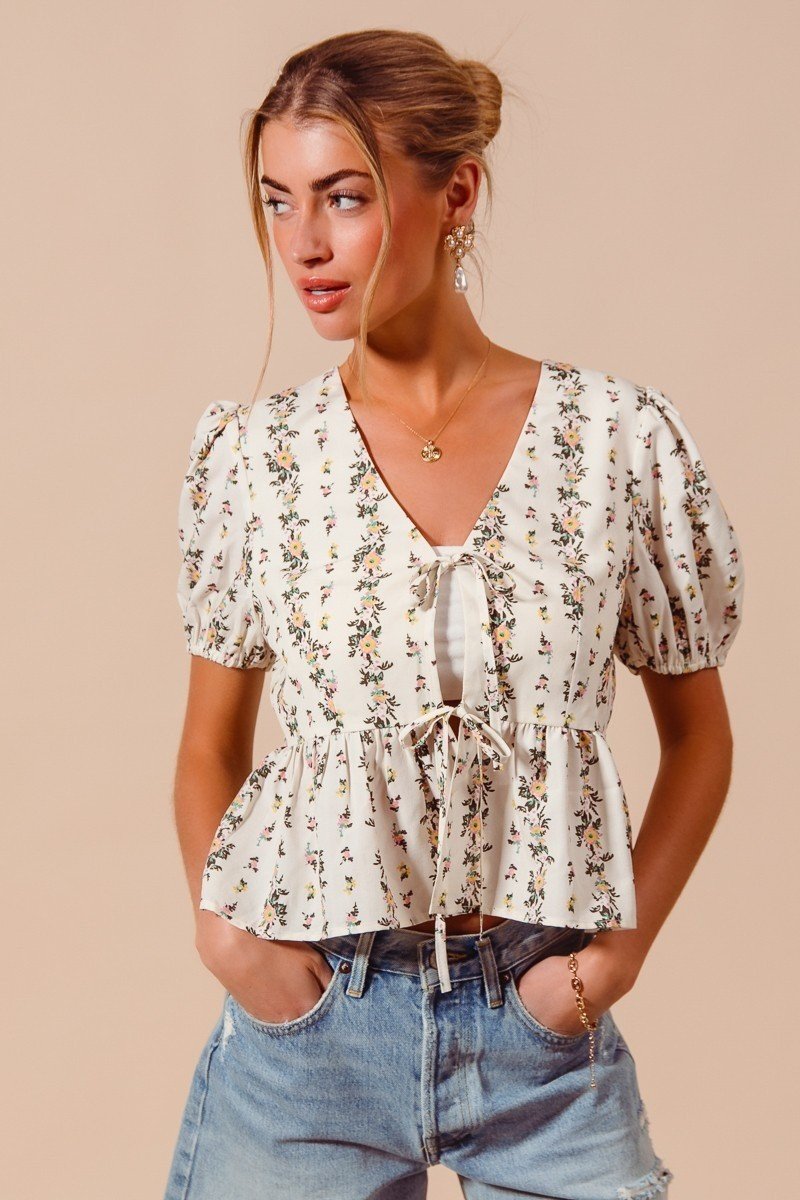 Floral Print Tie Front Shirred Hem Blouse